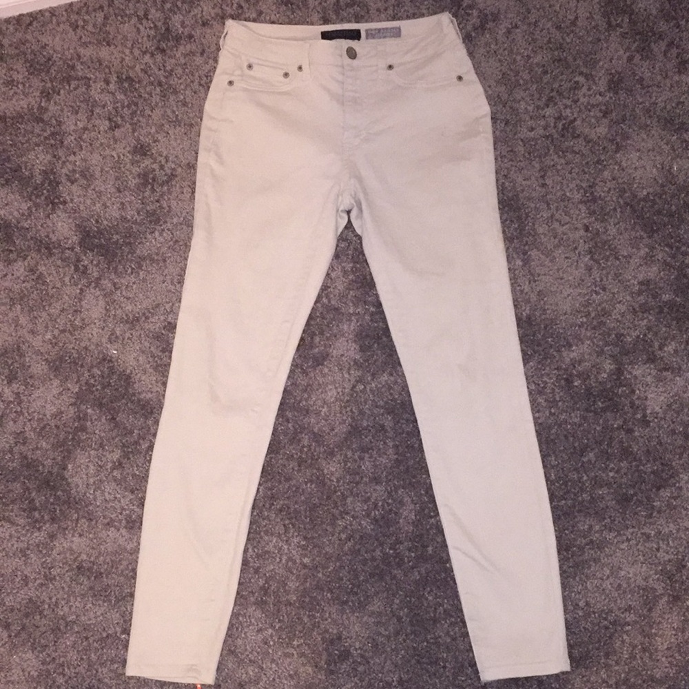 Aeropostale off white high waisted jeans